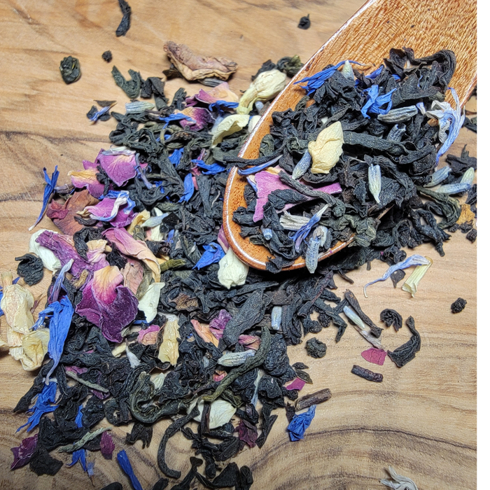scoop of French Blend Black/Green Tea