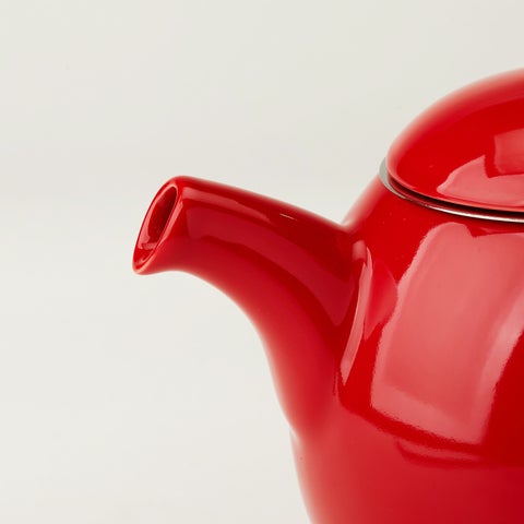 24oz Red Curve Teapot w/Infuser